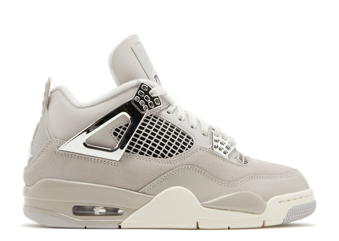 WMNS AIR JORDAN 4 RETRO "FROZEN MOMENTS"