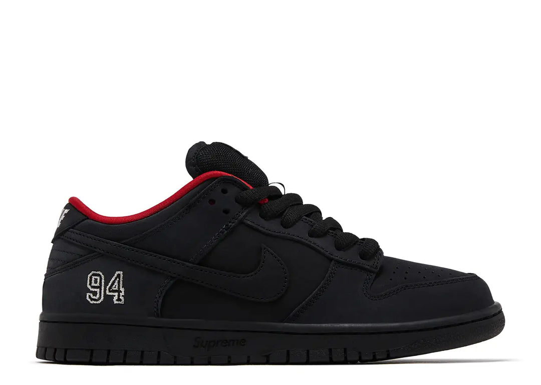 DUNK LOW SB X SUPREME "BLACK"