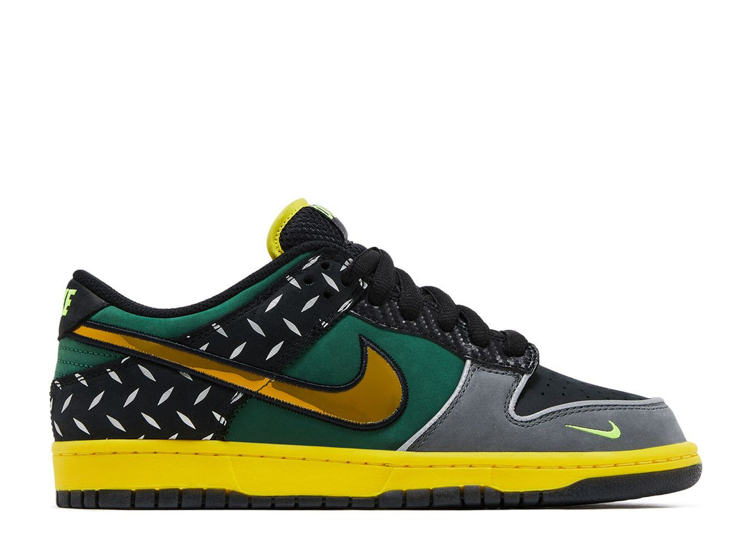 DUNK LOW X OREGON UNIVERSITY "WHAT THE DUCK HOME"