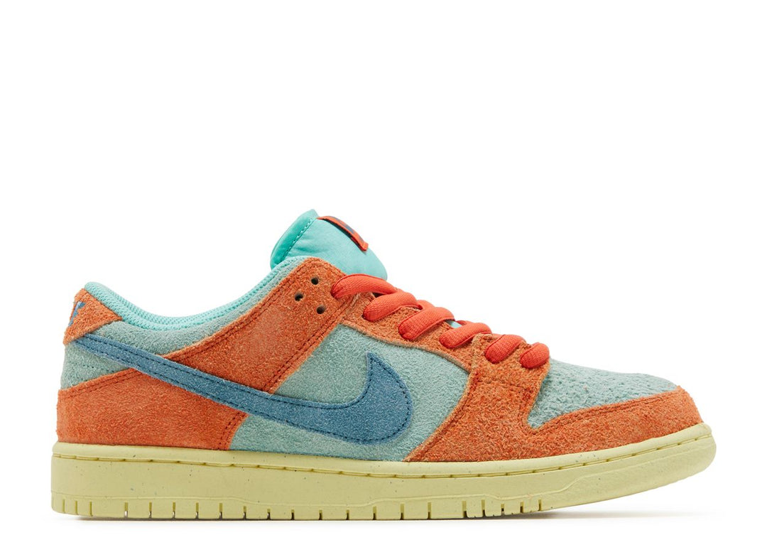 DUNK LOW SB "ORANGE EMERALD RISE"