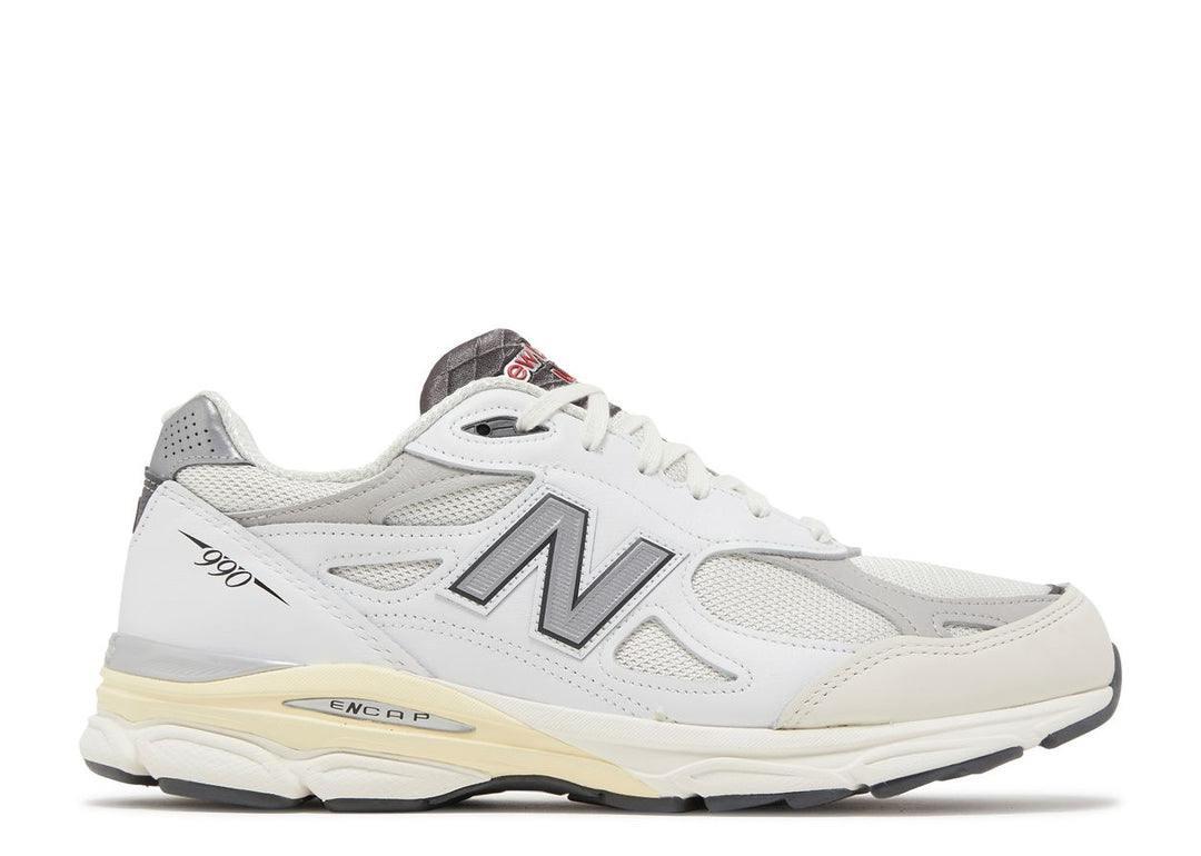 NEW BALANCE M990AL3 X TEDDY SANTIS "SEA SALT"