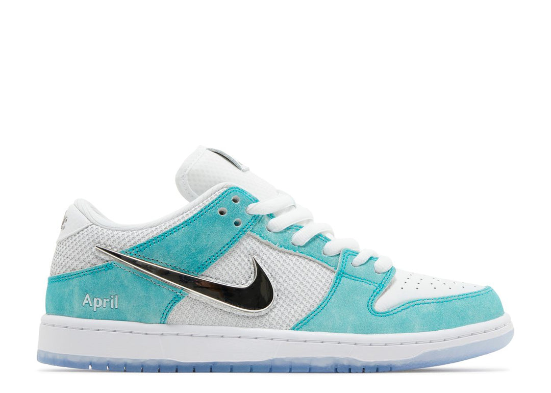 NIKE DUNK LOW PRO QS "APRIL SKATEBOARDS"