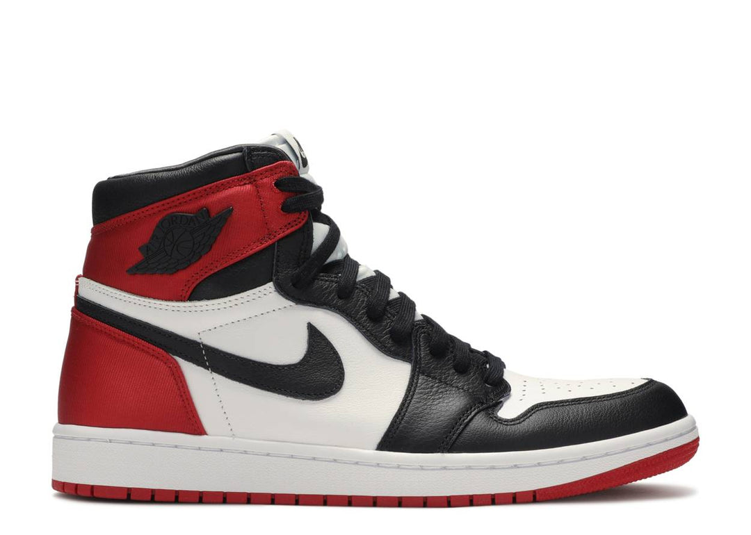 WMNS AIR JORDAN 1 HIGH OG "SATIN BLACK TOE"