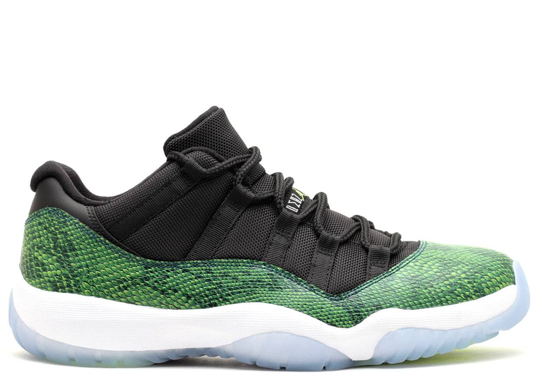 AIR JORDAN 11 RETRO LOW "NIGHTSHADE"