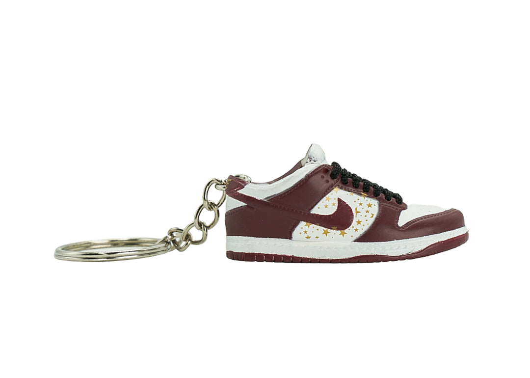 NIKE SB DUNK LOW SUPREME BROWN KEYCHAIN