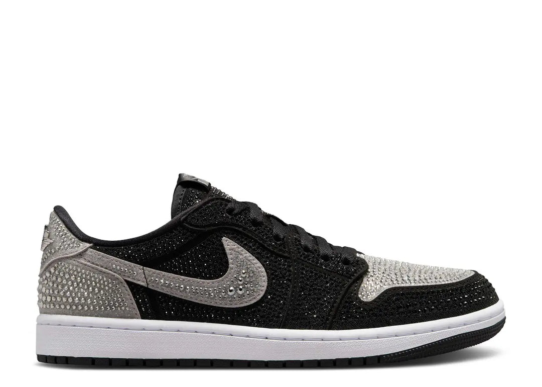 WMNS AIR JORDAN 1 RETRO LOW OG "SWAROVSKI"