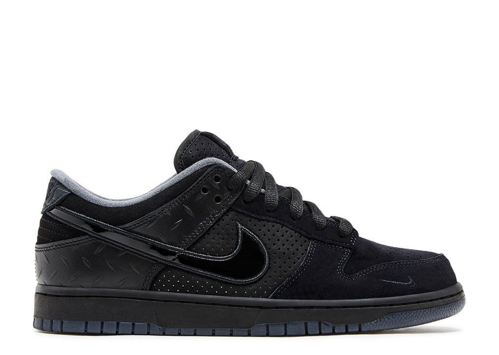 DUNK LOW X OREGON UNIVERSITY 