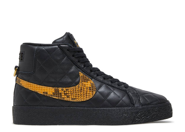 NIKE ZOOM BLAZER MID QS SB X SUPREME 