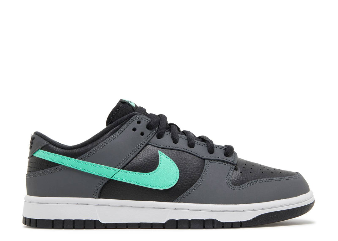 DUNK LOW "BLACK GREEN GLOW"