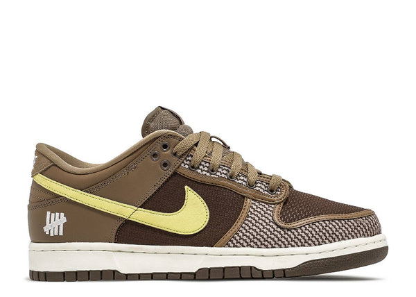 NIKE DUNK LOW SP X UNDEFEATED 