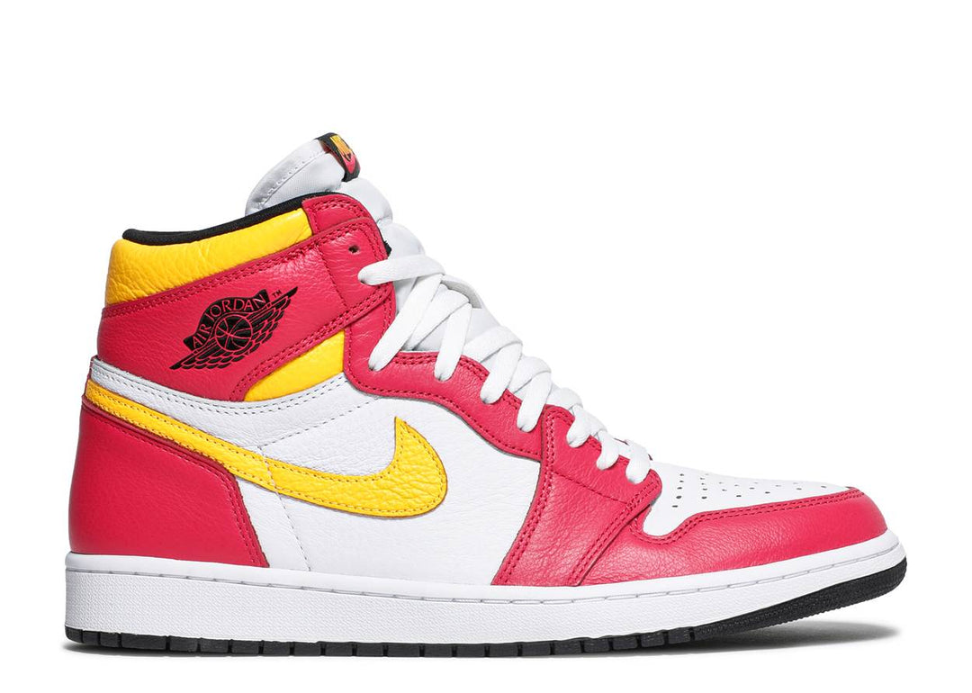 AIR JORDAN 1 RETRO HIGH OG "FUSION RED"