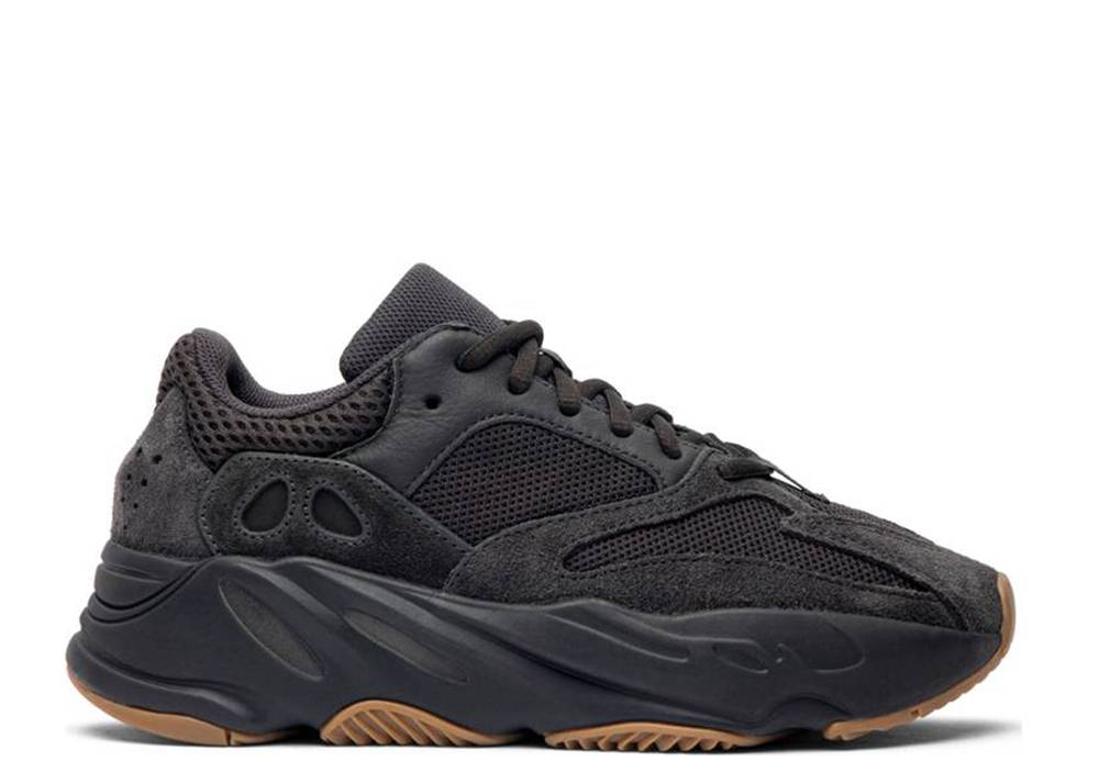 YEEZY BOOST 700 