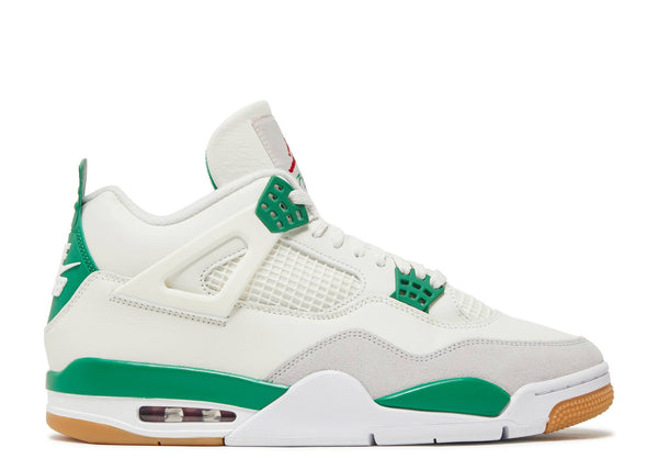 NIKE SB X AIR JORDAN 4 RETRO SP 