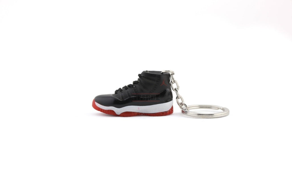air force 1 kaws keychain 
