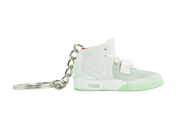 YEEZY 2 PLATINUM KEYCHAIN