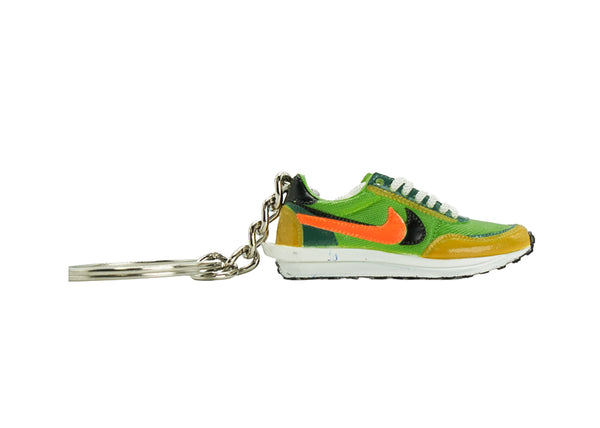 NIKE SACAI LD WAFFLE GREEN KEYCHAIN