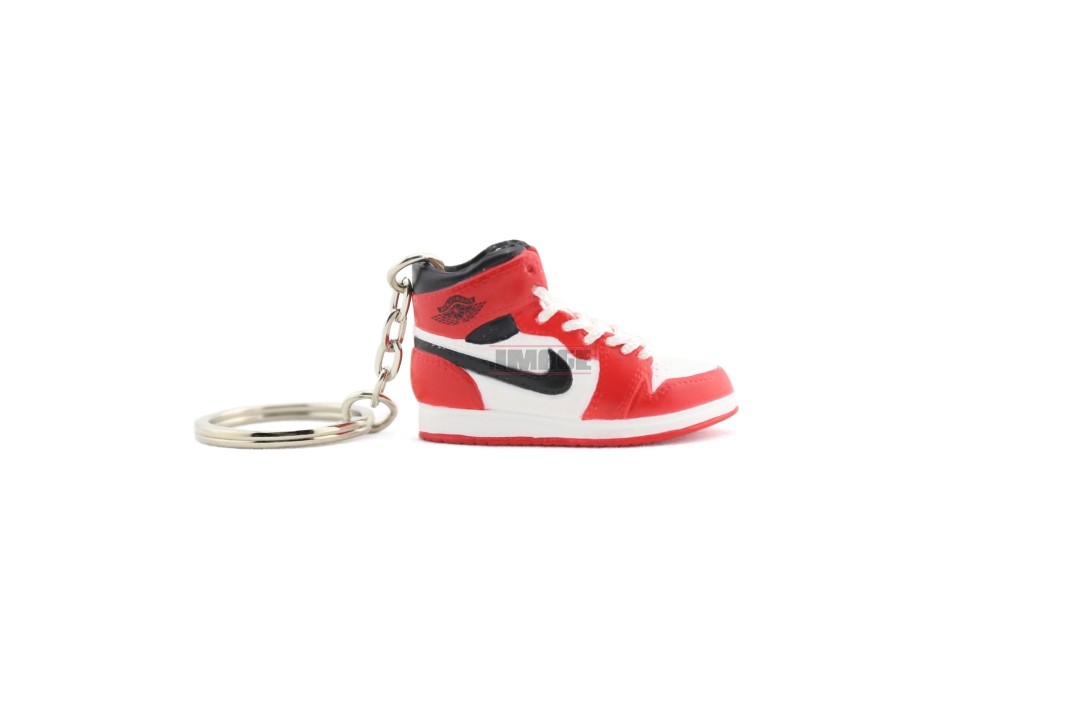 jordan 1 chicago keychain